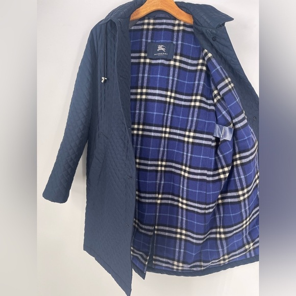 Burberry London Coat (B30) - Picture 3 of 10